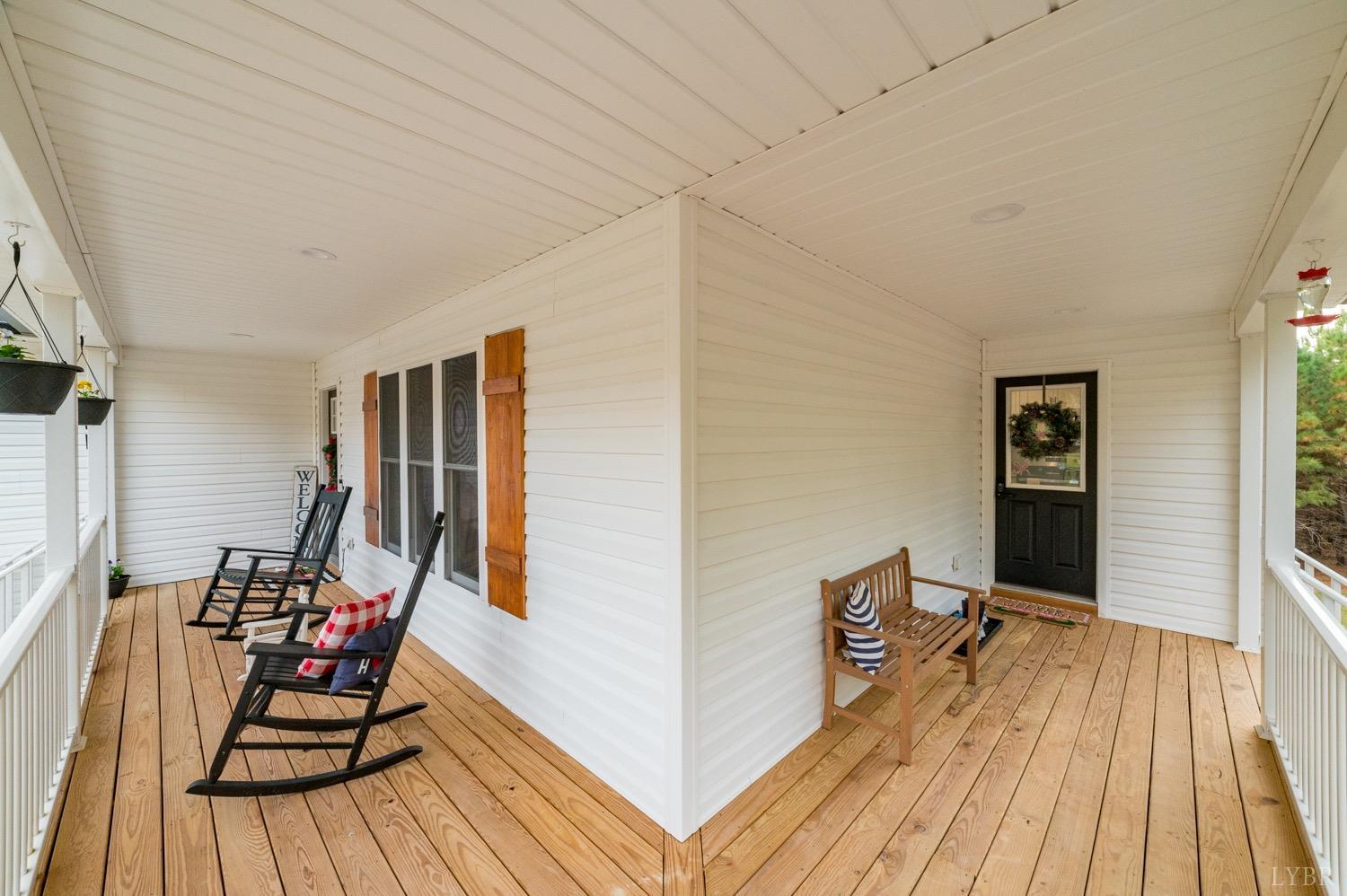 587 Ruckers Road Concord, VA 24538 - Photo 4 of 39 Gallery Image 4