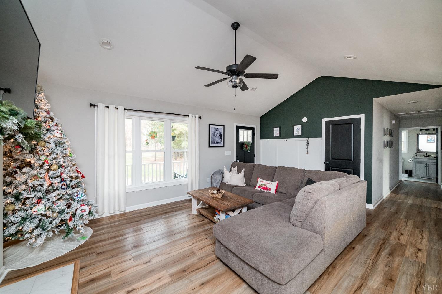 587 Ruckers Road Concord, VA 24538 - Photo 5 of 39 Gallery Image 5