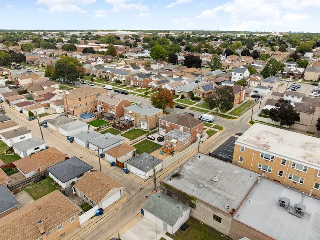 $308,500 | 1514 North 22nd Avenue, Melrose Park, IL 60160