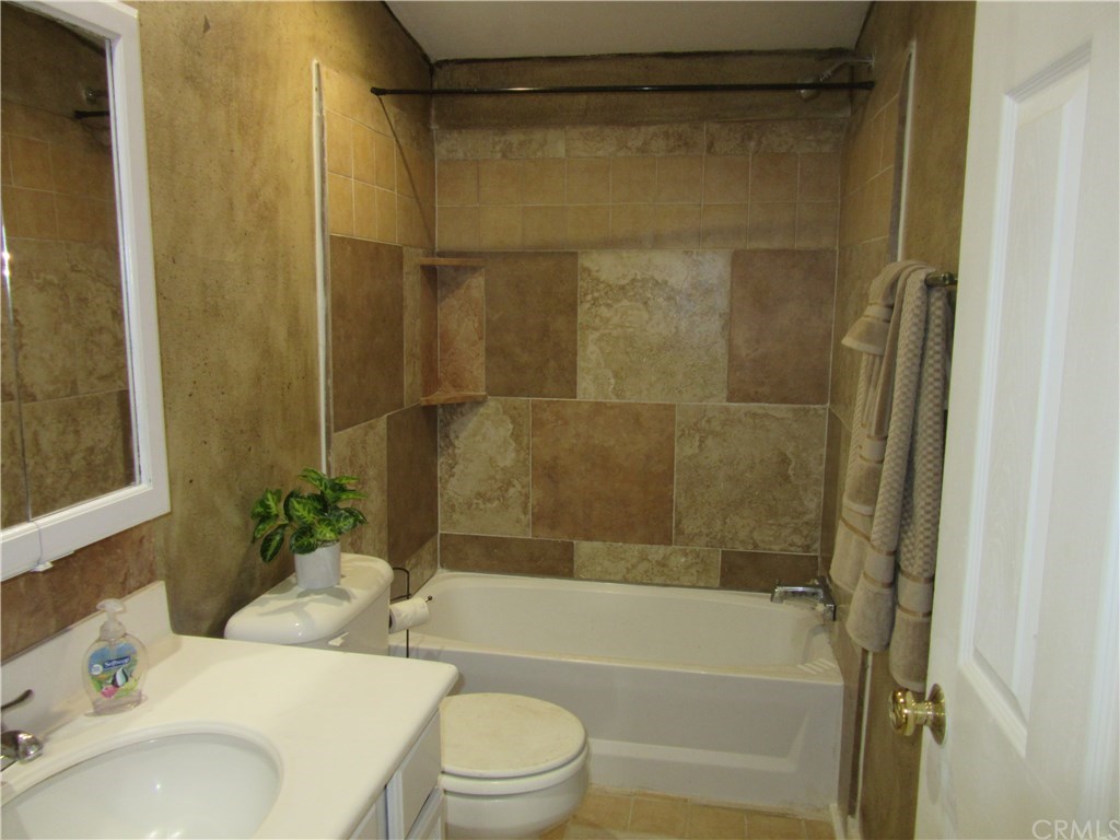 22602 Strohm Drive Perris, CA 92570 - Photo 7 of 12