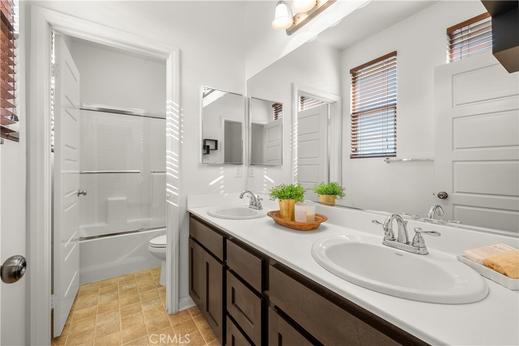 359 Edgewood Drive Fillmore, CA 93015 - Photo 19 of 39