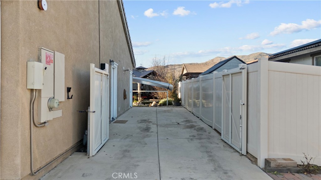 359 Edgewood Drive Fillmore, CA 93015 - Photo 36 of 39