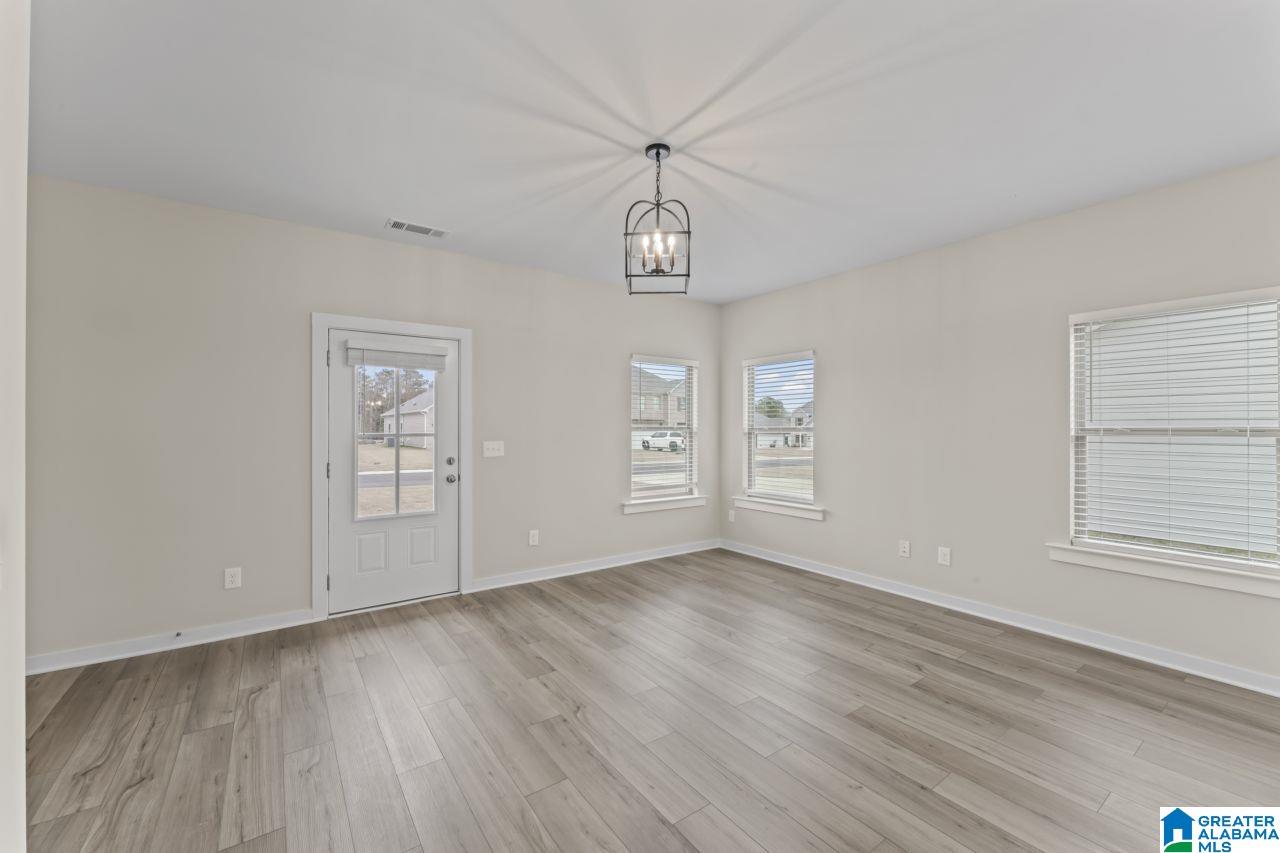 151 Kings Way Jasper, AL 35503 - Photo 6 of 35