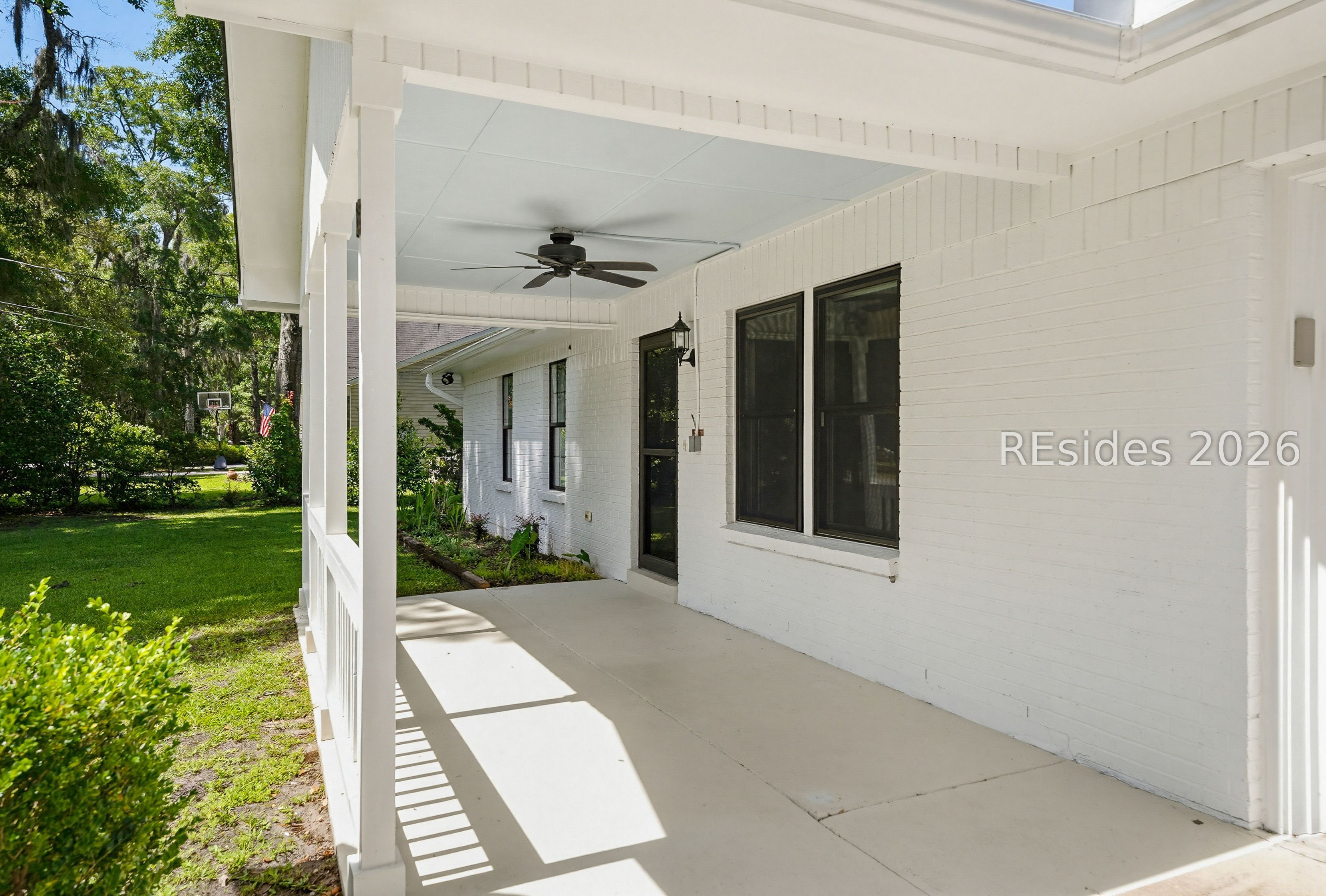 13 Blythewood Road Beaufort, SC 29907 - Photo 3 of 42