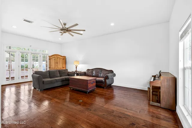 $425,000 | 6730 Alewa Place, Diamondhead, MS 39525