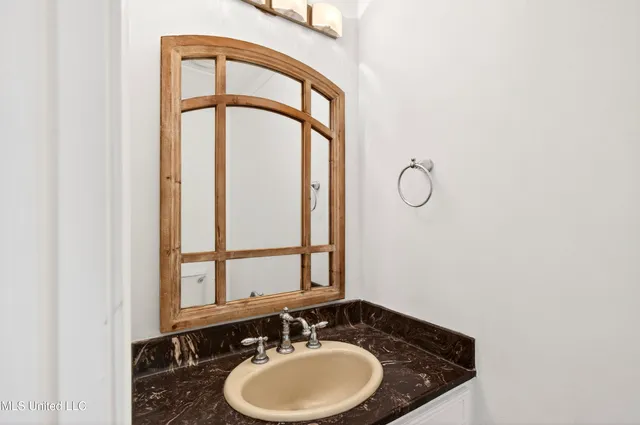 $425,000 | 6730 Alewa Place, Diamondhead, MS 39525