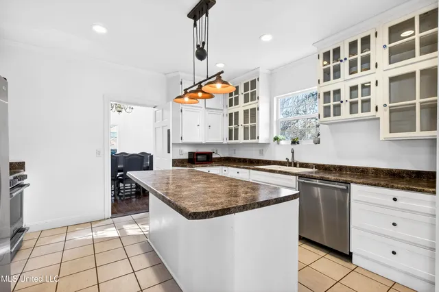 $425,000 | 6730 Alewa Place, Diamondhead, MS 39525