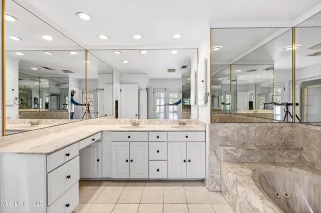 $425,000 | 6730 Alewa Place, Diamondhead, MS 39525