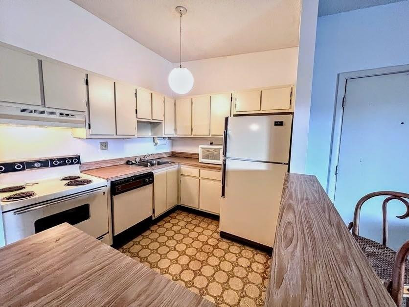 9403 West McNab Road, Unit 201 Fort Lauderdale, FL 33321 - Photo 4 of 26 Photo 4