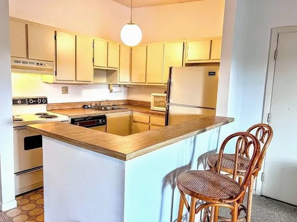 $130,000 | 9403 West McNab Road, Unit 201, Fort Lauderdale, FL 33321