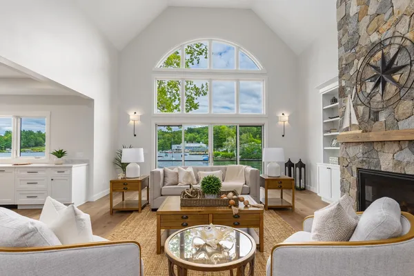 $5,500,000 | 63 Varney Point Rd Right, Gilford, NH 03249