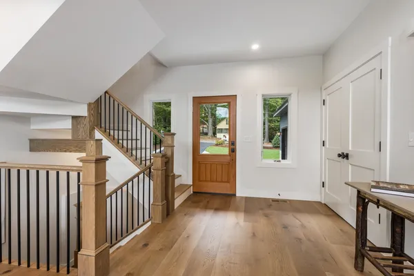 $5,299,000 | 63 Varney Point Rd Right, Gilford, NH 03249