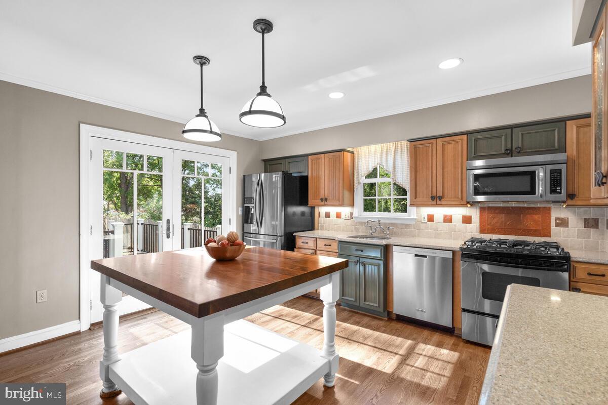 2110 Hanover Street Silver Spring, MD 20910 - Photo 23 of 64