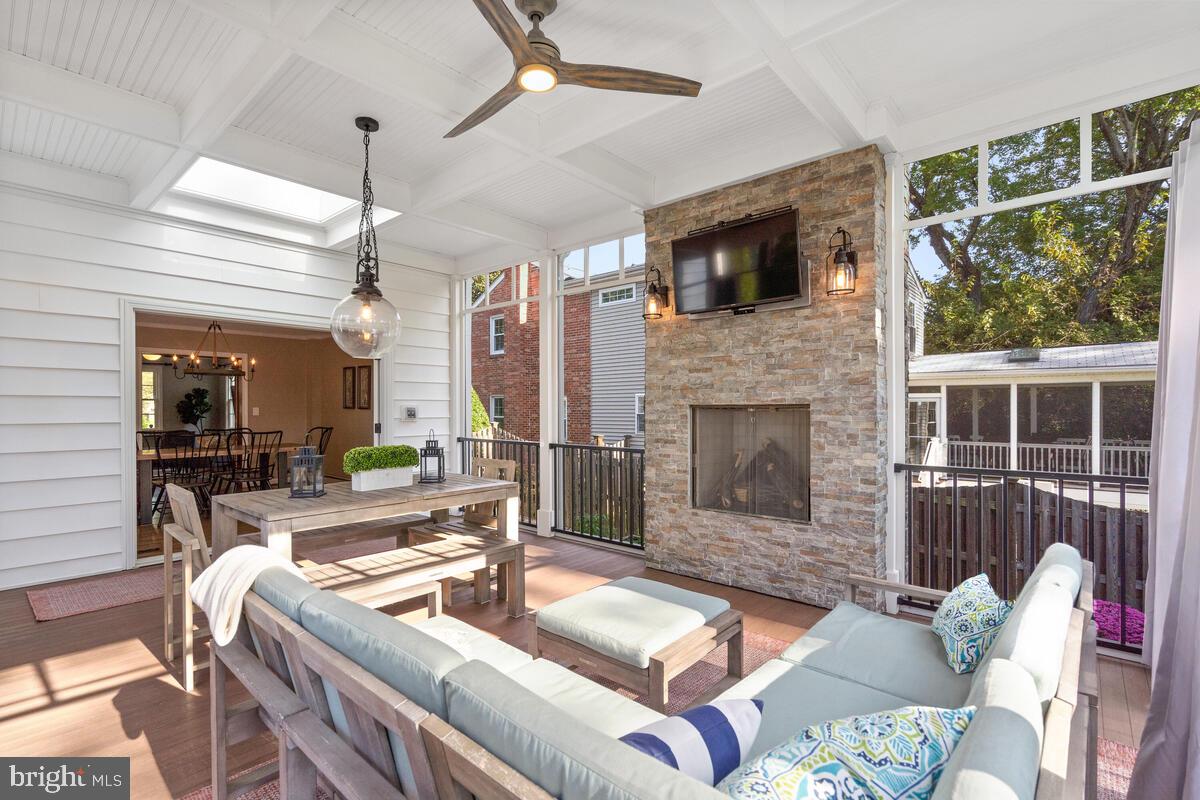 2110 Hanover Street Silver Spring, MD 20910 - Photo 28 of 64