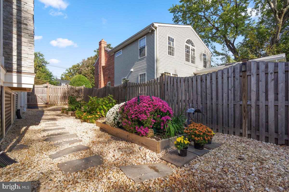 2110 Hanover Street Silver Spring, MD 20910 - Photo 56 of 64