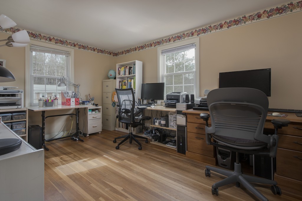 10 Bosworth Road Framingham, MA 01701 - Photo 22 of 30 Gallery Image 22