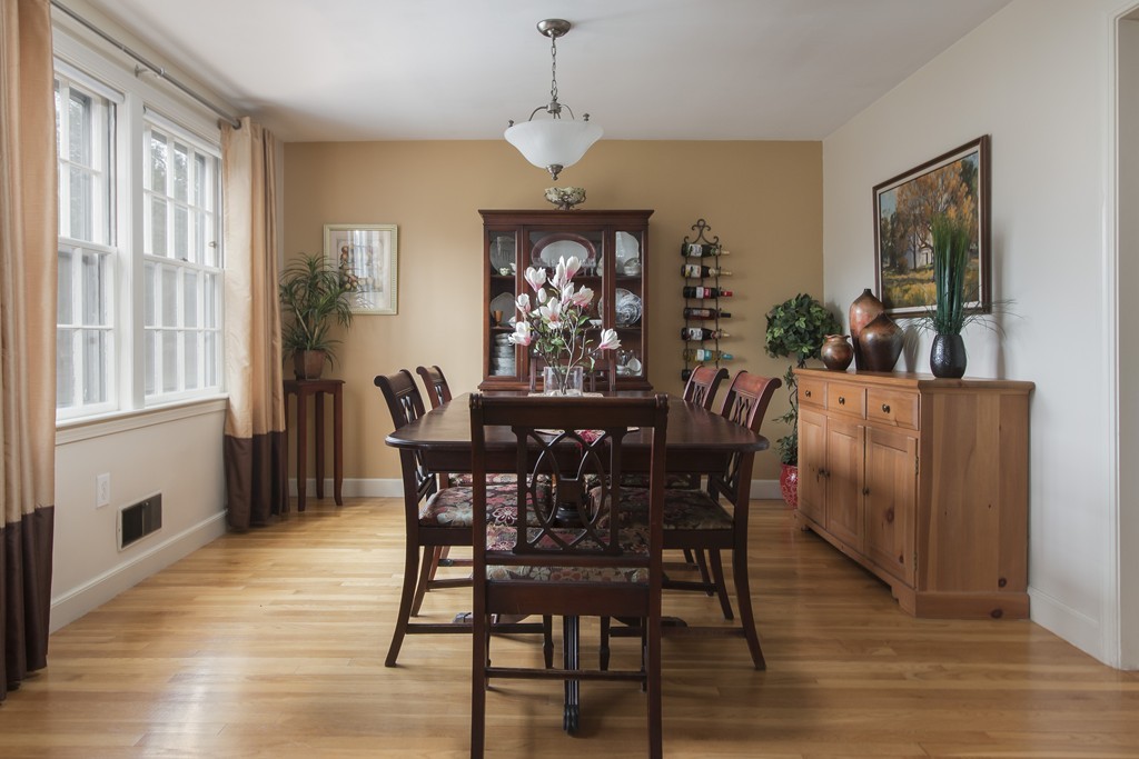 10 Bosworth Road Framingham, MA 01701 - Photo 10 of 30 Gallery Image 10