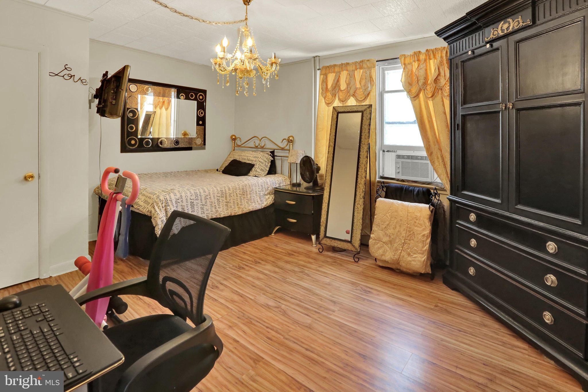 702 Poplar Street Lancaster, PA 17603 - Photo 15 of 47 4U9A5780