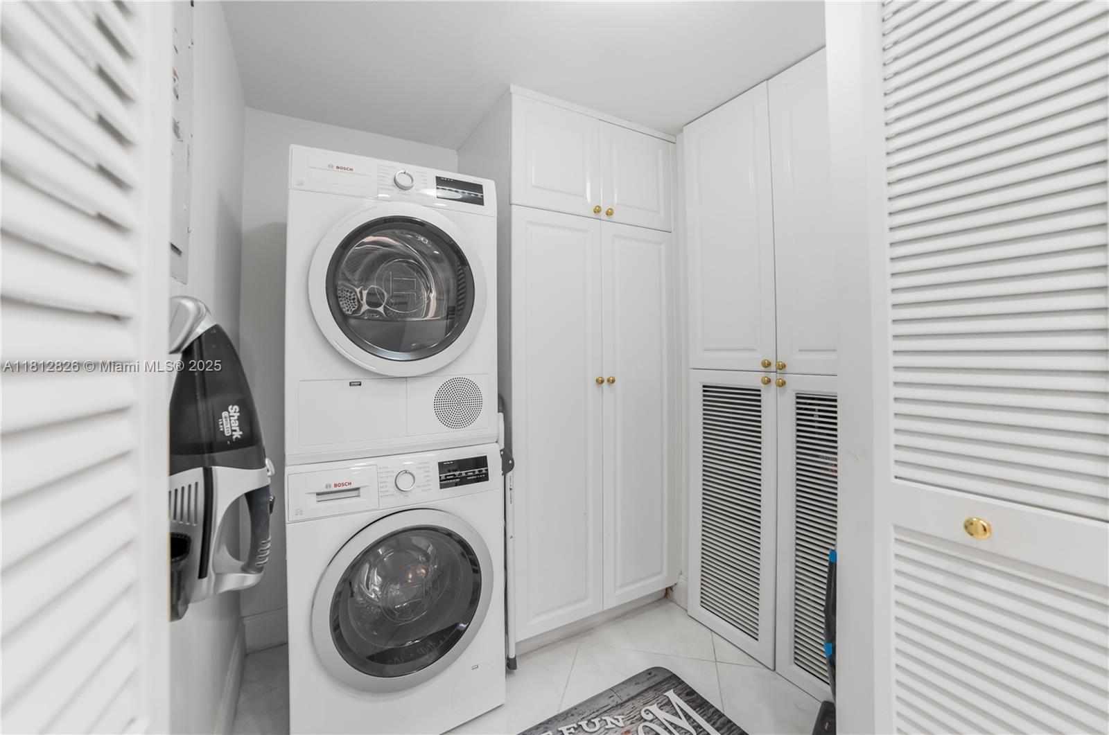 16300 Golf Club Road, Unit 411 Weston, FL 33326 - Photo 12 of 27