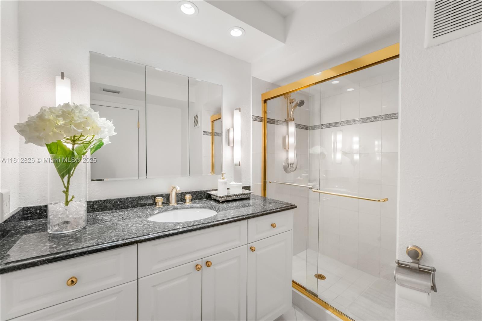 16300 Golf Club Road, Unit 411 Weston, FL 33326 - Photo 10 of 27