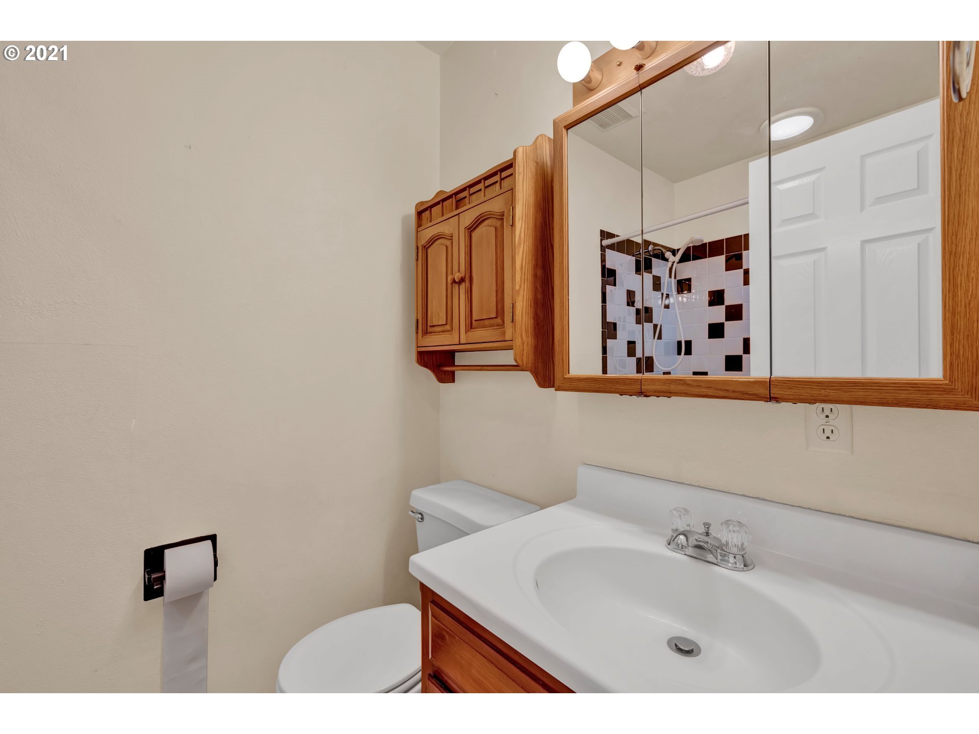 18898 South Central Point Road Oregon City, OR 97045 - Photo 22 of 32 Gallery Image 22