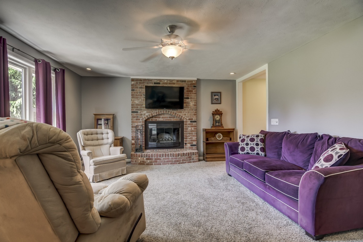 11153 Brookwood Hills Road Athens, IL 62613 - Photo 5 of 34 Gallery Image 5