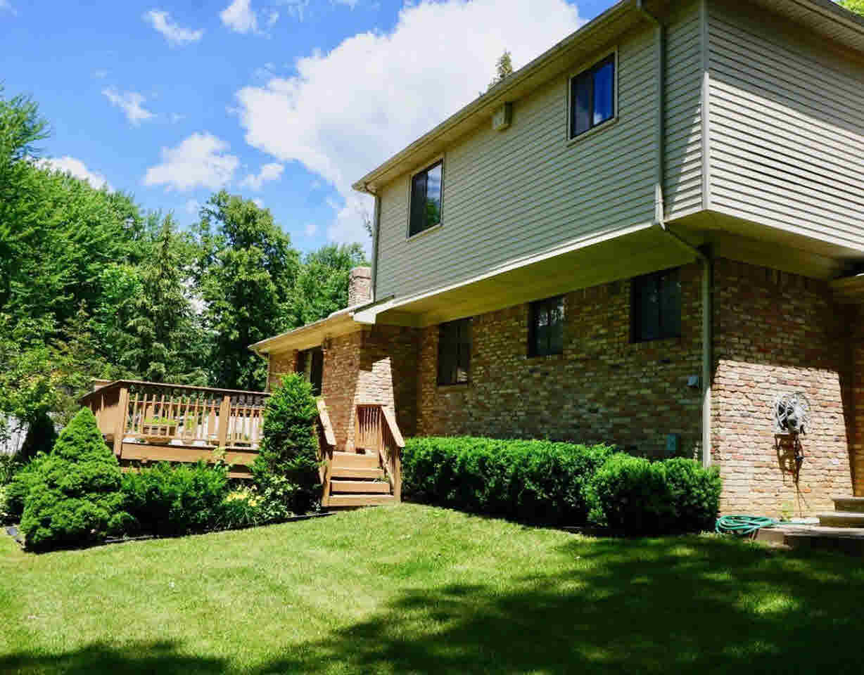 6176 Kings Shire Road Grand Blanc, MI 48439 - Photo 18 of 27 21320886-17.JPG