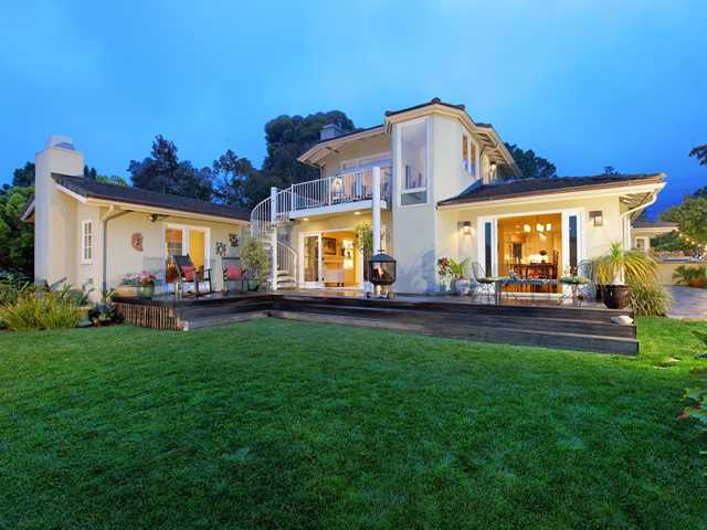 1316 Crest Road Del Mar, CA 92014 - Photo 2 of 25 Gorgeous new-transitional/Bahamian style custom home atop hill in Olde Del Mar.