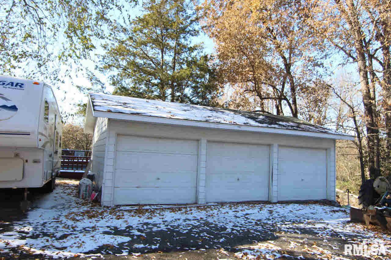 229 Joshua Road Carbondale, IL 62901 - Photo 3 of 4 Gallery Image 3