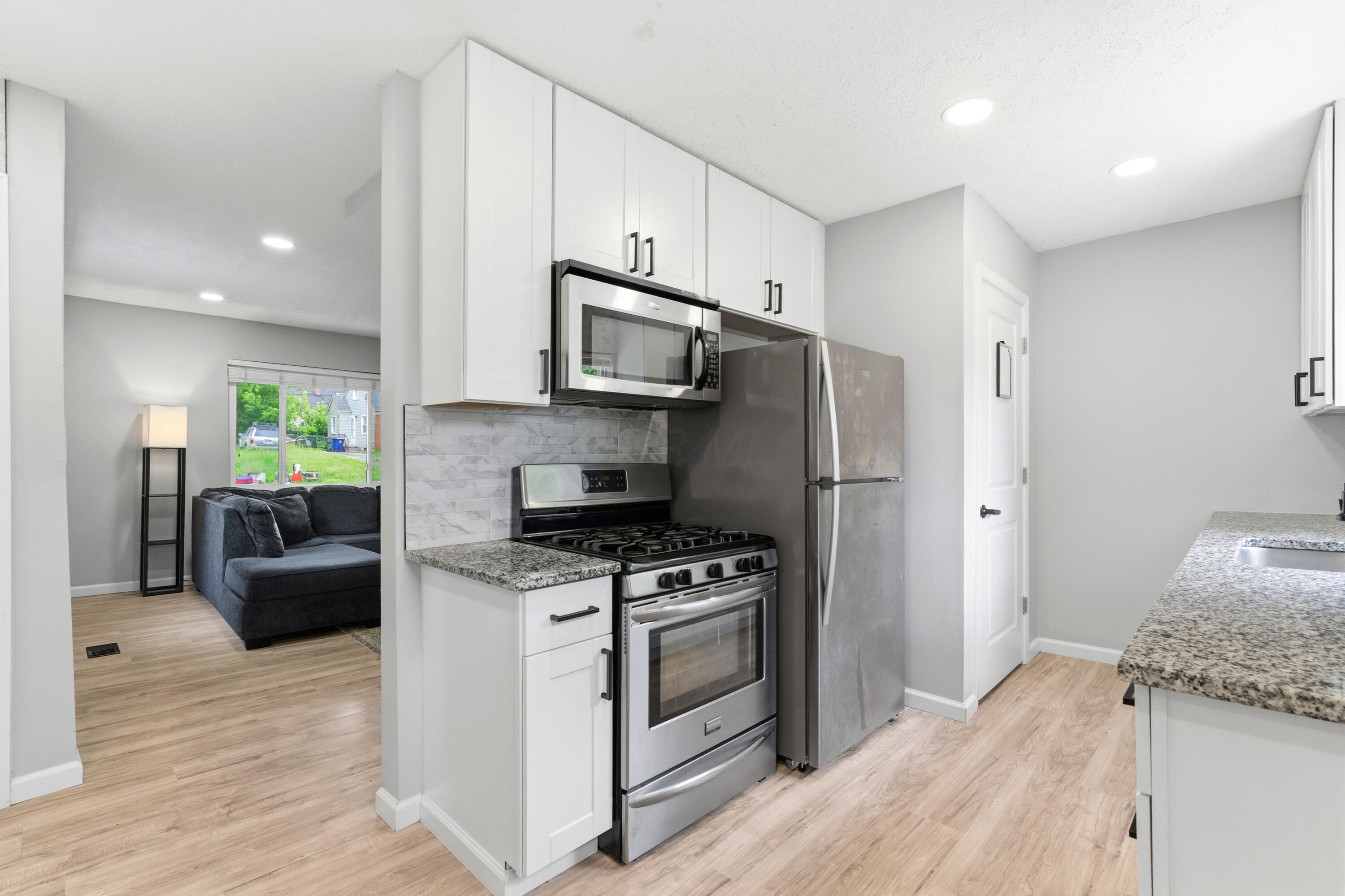 3054 Gerbert Road Columbus, OH 43224 - Photo 12 of 36 Kitchen