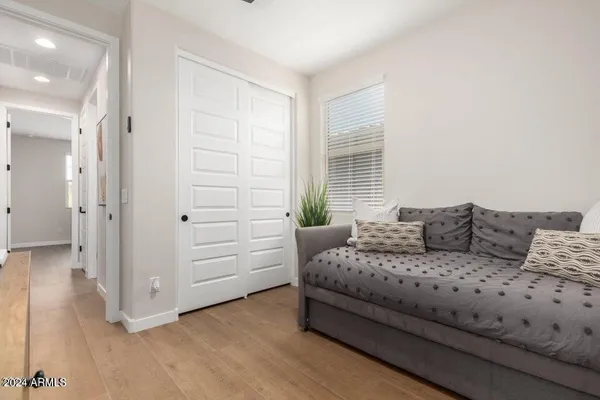 $2,280 | 9001 West Rancho Drive, Glendale, AZ 85305