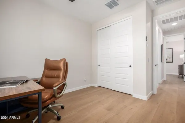$2,280 | 9001 West Rancho Drive, Glendale, AZ 85305