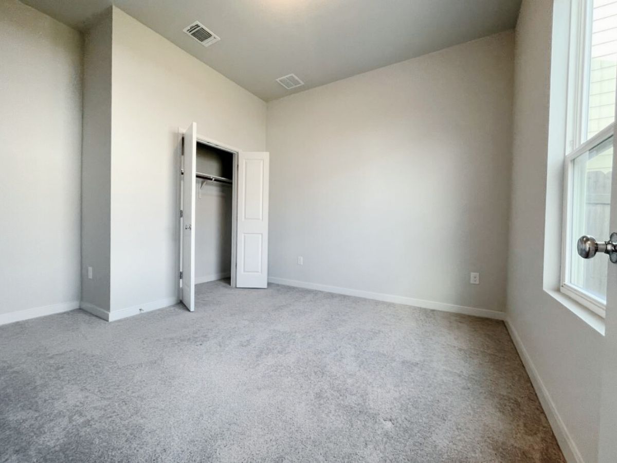 15103 Ryman Road Pflugerville, TX 78660 - Photo 11 of 17