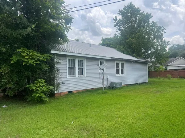 $65,000 | 305 Hibernia Street, Bunkie, LA 71322