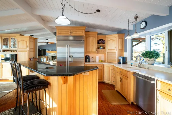 $675,000 | 10303 Orchard Lane, Lakeview, MI 48850