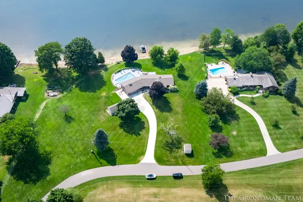 $675,000 | 10303 Orchard Lane, Lakeview, MI 48850