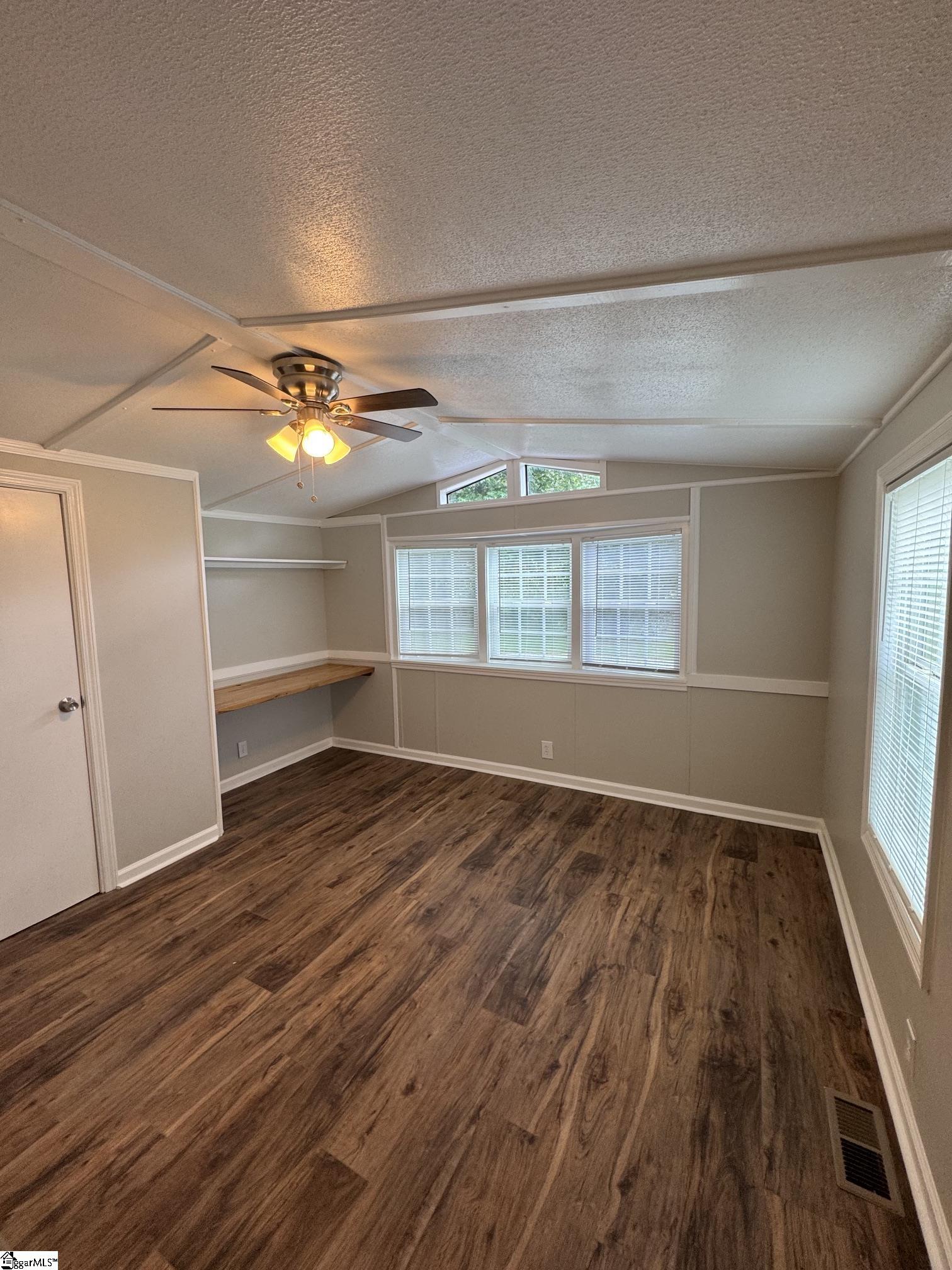 425 State Rd S-42-600 Greer, SC 29651 - Photo 5 of 23 Gallery Image 5