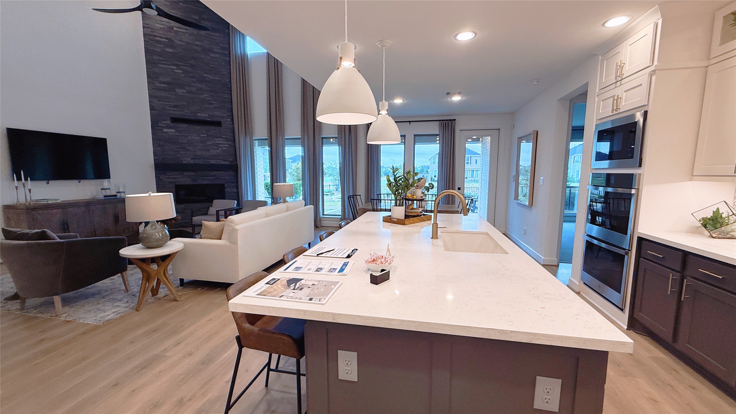 5603 Logan Ridge Lane Fulshear, TX 77441 - Photo 16 of 43 Previously staged. Photo shown for reference only