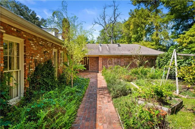 $365,000 | 5616 Navaho Trail, Alexandria, LA 71301