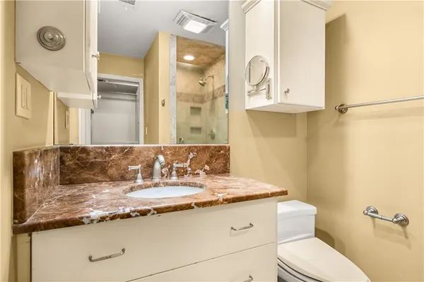 $365,000 | 5616 Navaho Trail, Alexandria, LA 71301