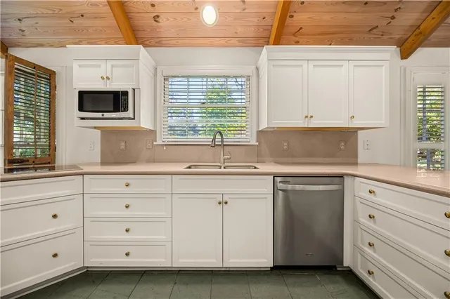 $365,000 | 5616 Navaho Trail, Alexandria, LA 71301