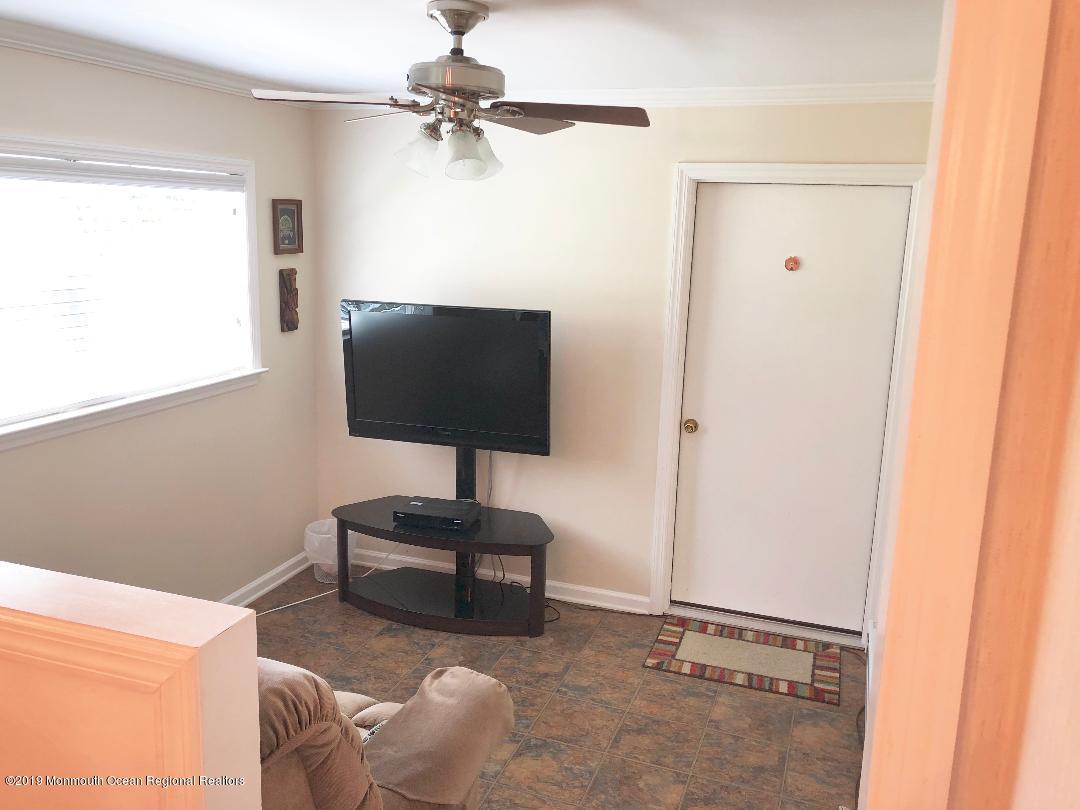 99 A Evesham Road, Unit A Freehold, NJ 07728 - Photo 13 of 34 den 1