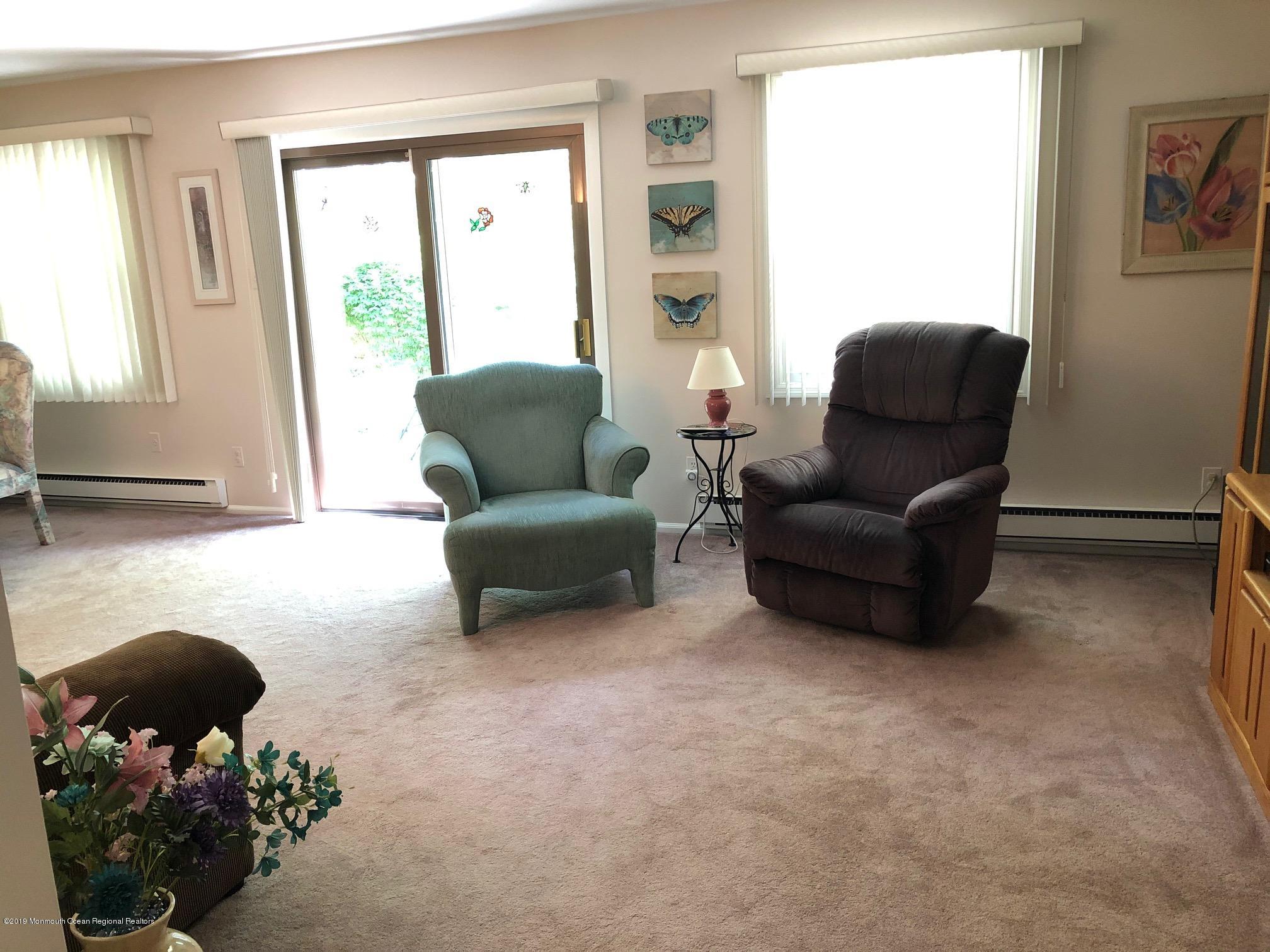 99 A Evesham Road, Unit A Freehold, NJ 07728 - Photo 4 of 34 living room 1