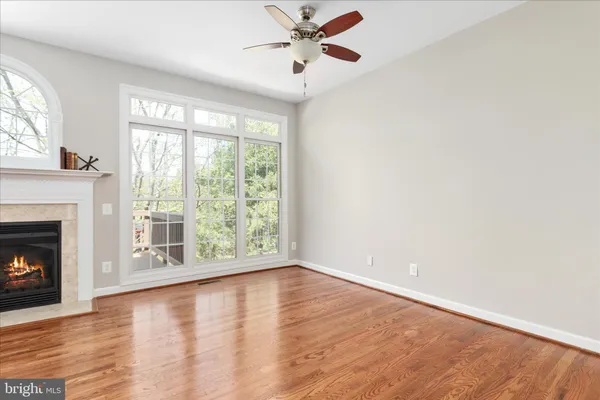 $975,000 | 9602 Lagersfield Circle, Vienna, VA 22181