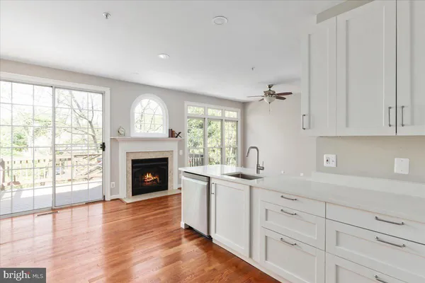 $975,000 | 9602 Lagersfield Circle, Vienna, VA 22181