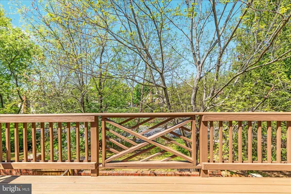 $975,000 | 9602 Lagersfield Circle, Vienna, VA 22181