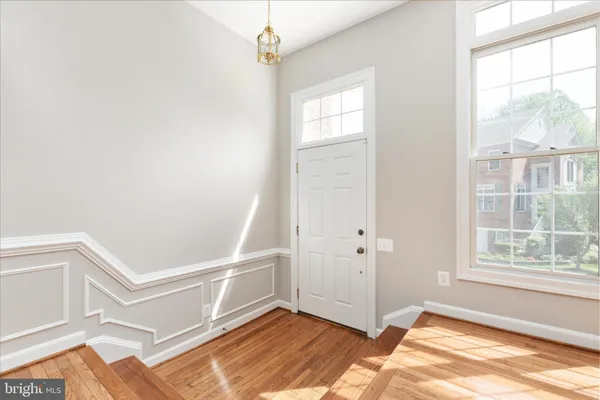 $975,000 | 9602 Lagersfield Circle, Vienna, VA 22181