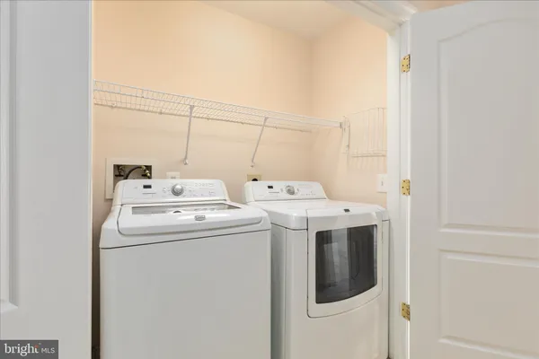$975,000 | 9602 Lagersfield Circle, Vienna, VA 22181