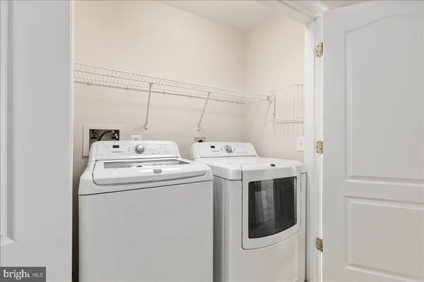 $975,000 | 9602 Lagersfield Circle, Vienna, VA 22181
