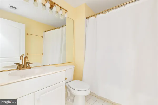 $975,000 | 9602 Lagersfield Circle, Vienna, VA 22181